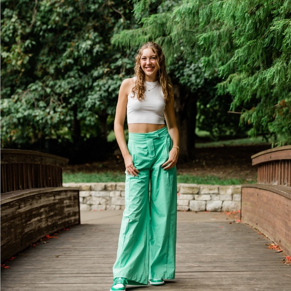 Meet your Posher, Lucy - Picture 2 of 3